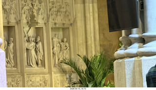 35 a2v. New York City - restaurant - St. Patrick's Cathedral