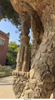 64 a2y. Spain - Barcelona - Park Guell (Gaudi)