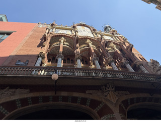 28 a2y. Spain - Barcelona - Born neighborhood