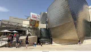 51 a2y. Spain - Bilbao - Guggenheim Museum - outside
