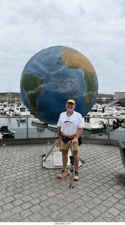 97 a2y. Spain - Bilbao wine tour - Bermeoko Udala - harbor - Magellan globe + Adam