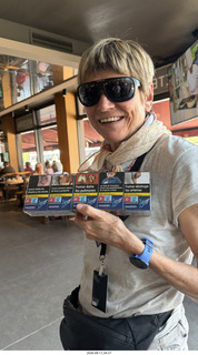 21 a2y. Spain bilbao to gijon - snack stop - Gwyneth with