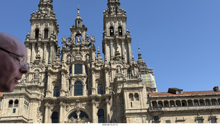 85 a2y. Spain - Santiago de Compostela - walking tour