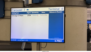 33 a2y. Phoenix Sky Harbor - awaiting bags